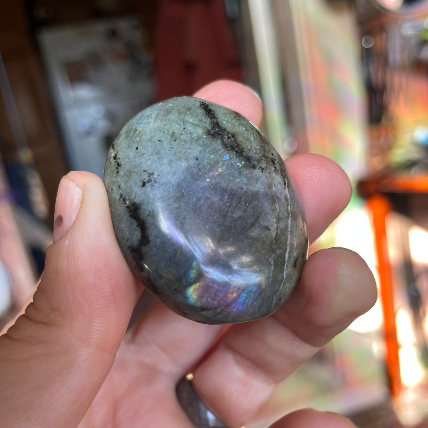 labradorite palm stones